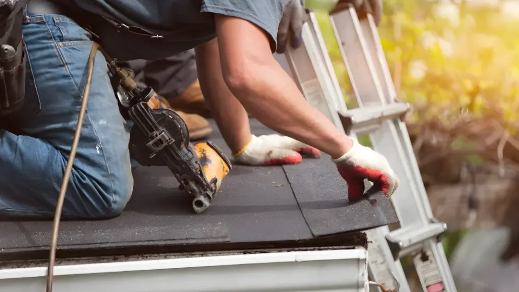 Arlington Roofing drip edge repair services - Arlington